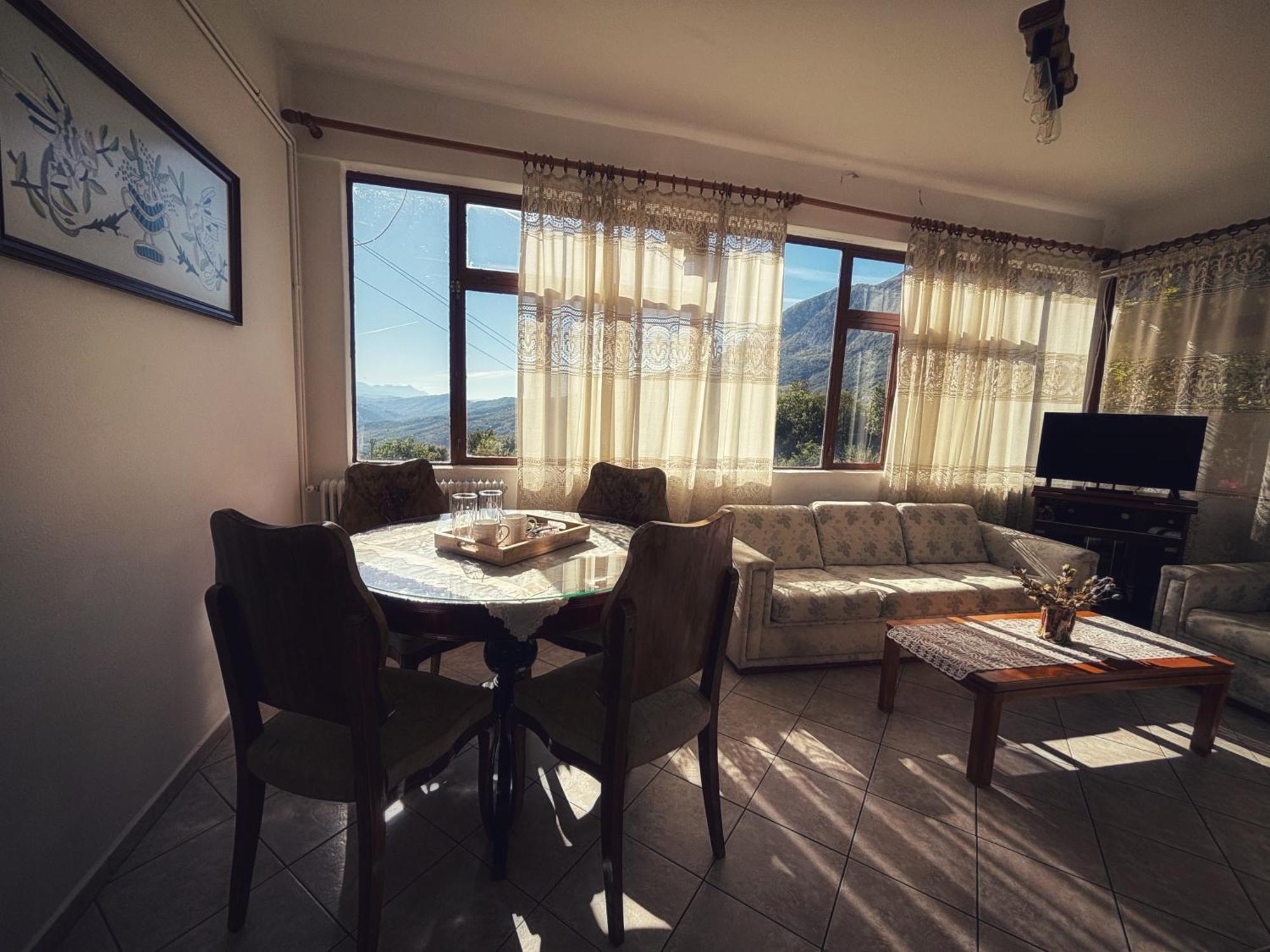 Georgaras Accommodation Platanoussa Exteriér fotografie