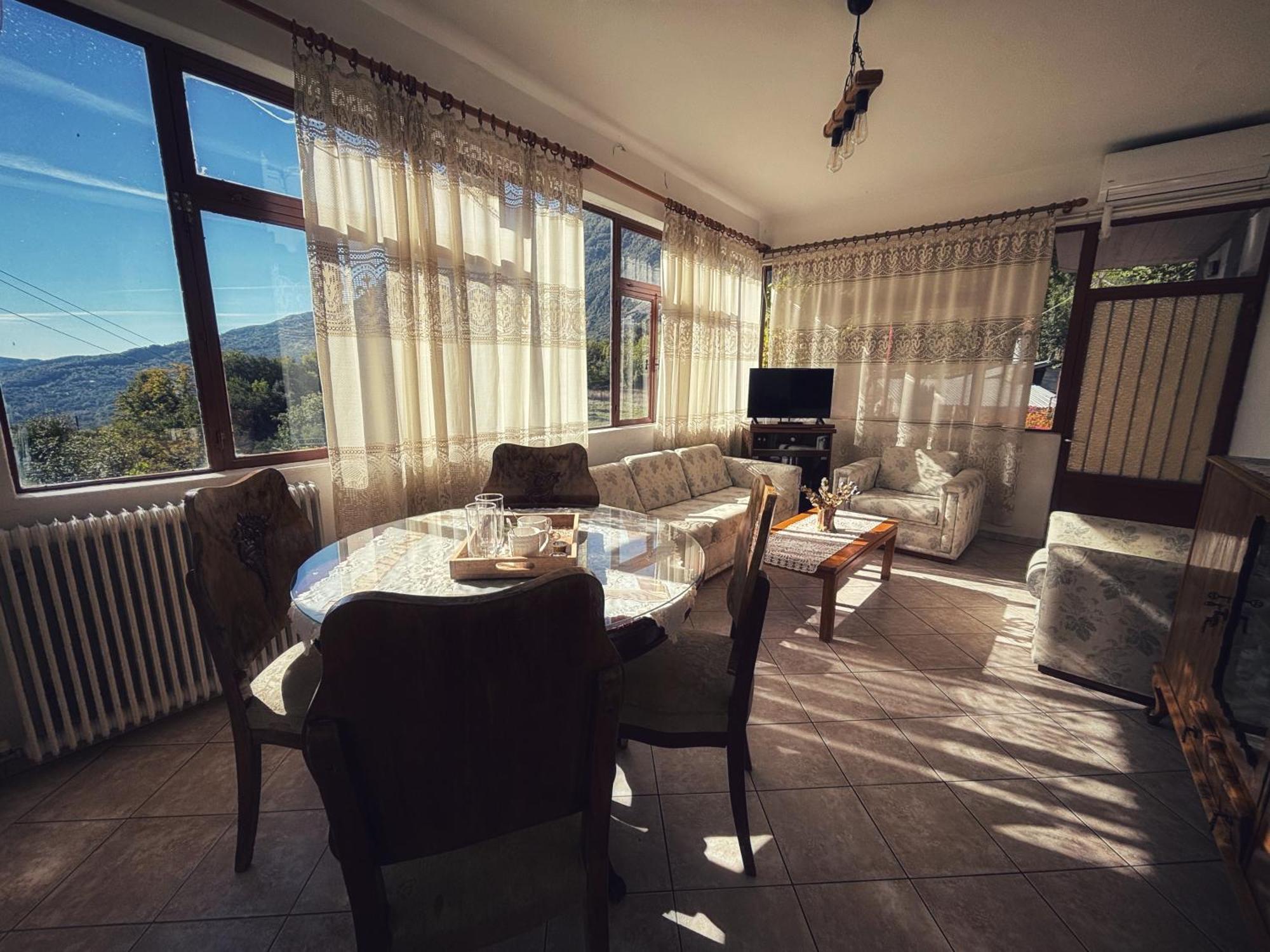 Georgaras Accommodation Platanoussa Exteriér fotografie