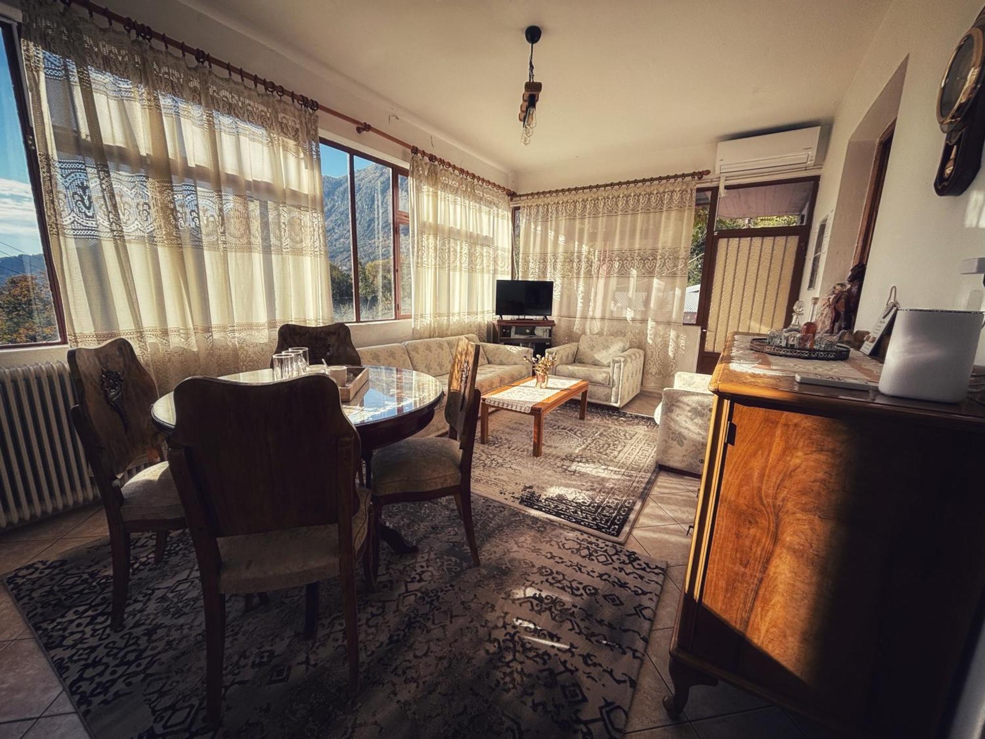 Georgaras Accommodation Platanoussa Exteriér fotografie